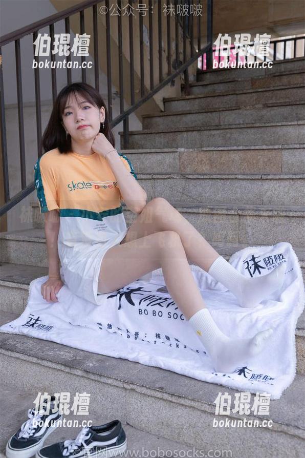 袜啵啵 - 小安的空姐气场，原图合集来啦！有没有人想上飞机了？呵呵。
