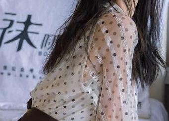 袜啵啵 – 小沫全套原图，短肉丝的那种无心之美。