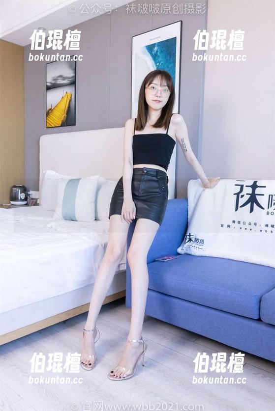 袜啵啵 - 图片火花：小甜豆的少女梦境，啧啧，这个姿势真绝。