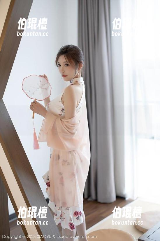 语画界-奶瓶 语画界 - 看到了吗?奶瓶的最新油亮作品!图片中藏着你想象不到的乐趣哦。
