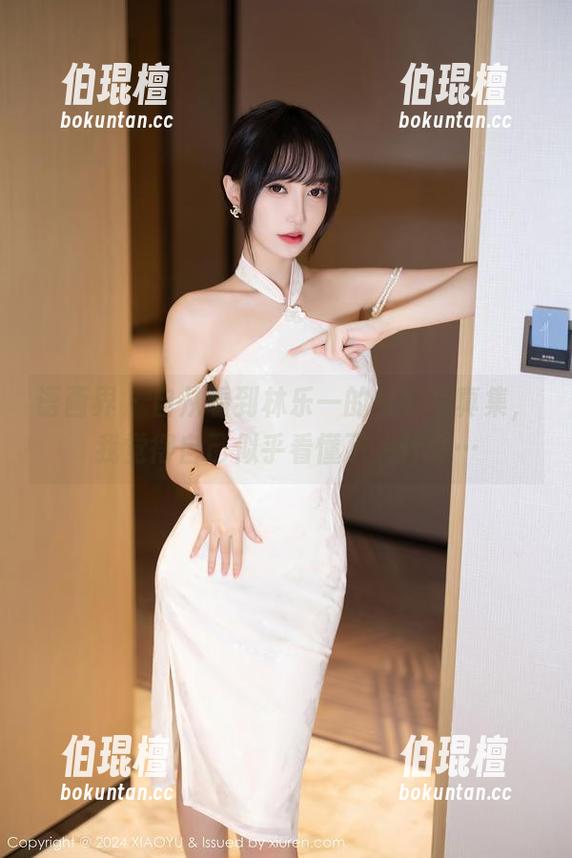 语画界-林乐一 语画界 - 自从看到林乐一的女友写真集,我觉得自己似乎看懂了点什么…