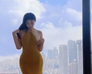 微密圈 – 雪怡妹纸的泳衣写真，真是堪比大自然的鬼斧神工