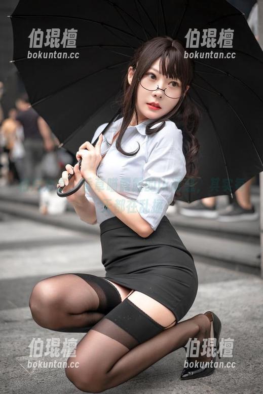 香草喵露露 相片分享:香草喵露露的jk诱惑,其实每天都在乱撞